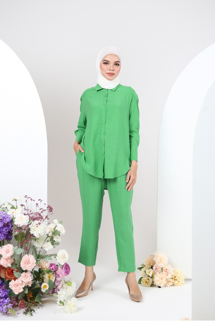 Daeja Set In Pastel Green