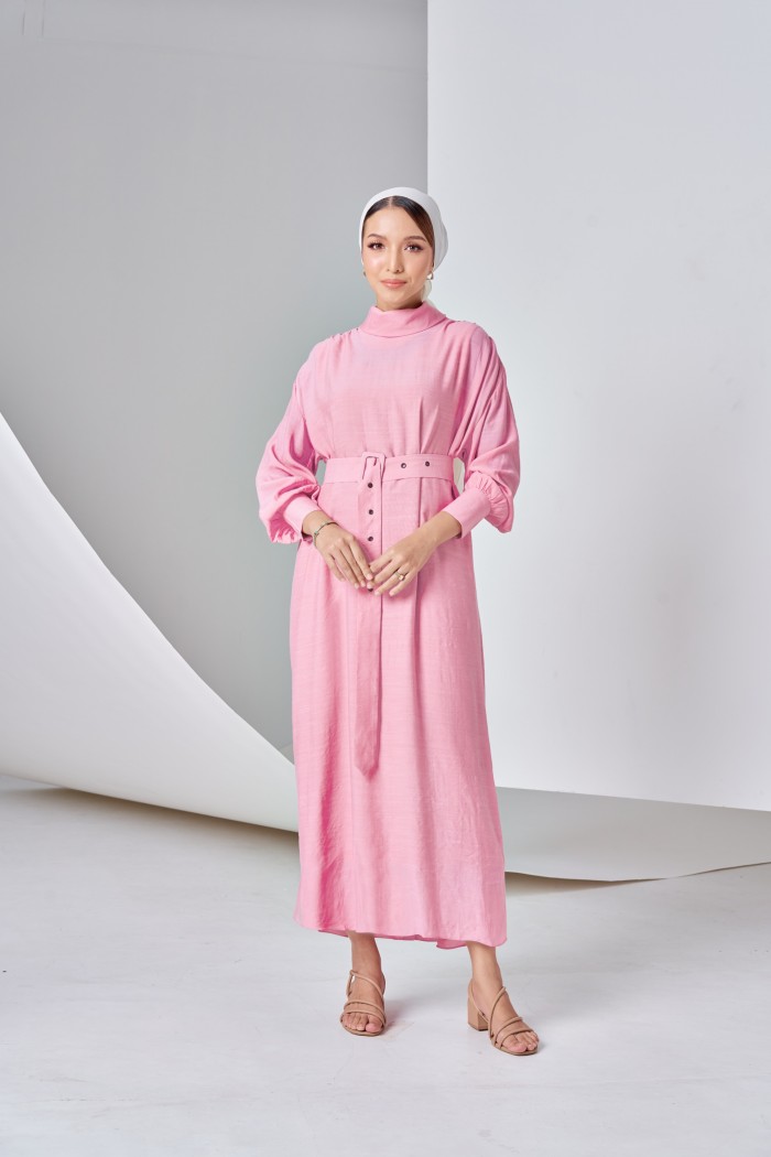 Navea Dress In Pastel Pink