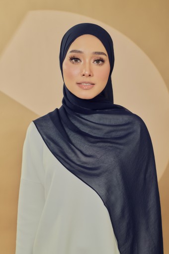 Calya In Navy Blue