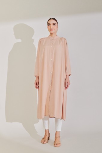Karina Long Top In Beige