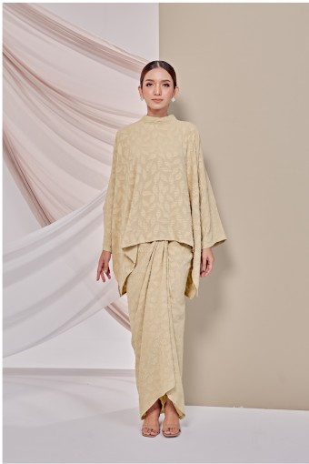 Ara Kurung In Sweet Jasmine