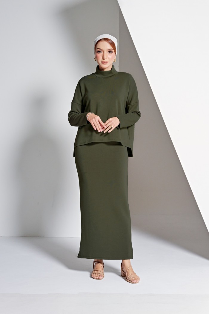 Lalisa Set In Moss Green
