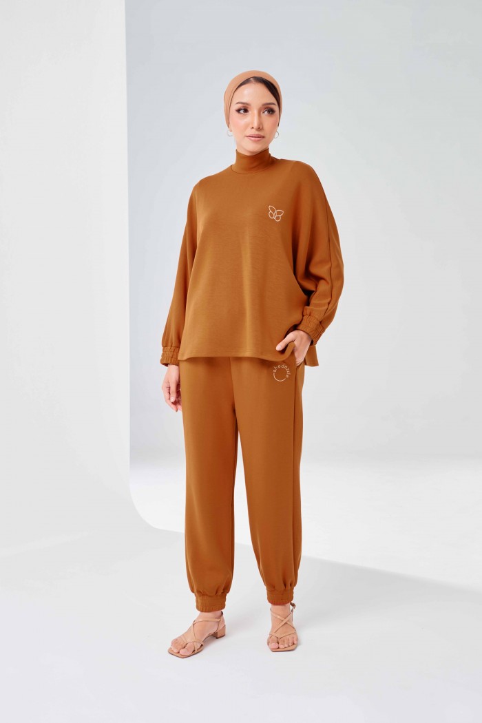 Ae-Ra Set (Jogger Pants) In Copper Brown