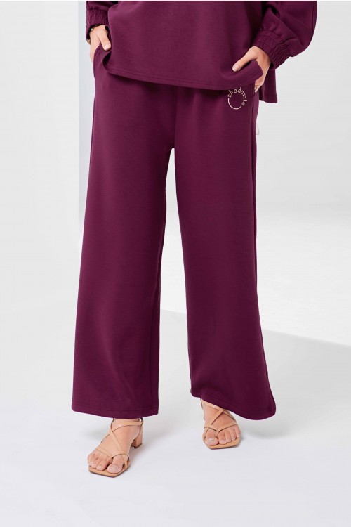Ae-Ra Set (Straight Cut) In Purple Sangria