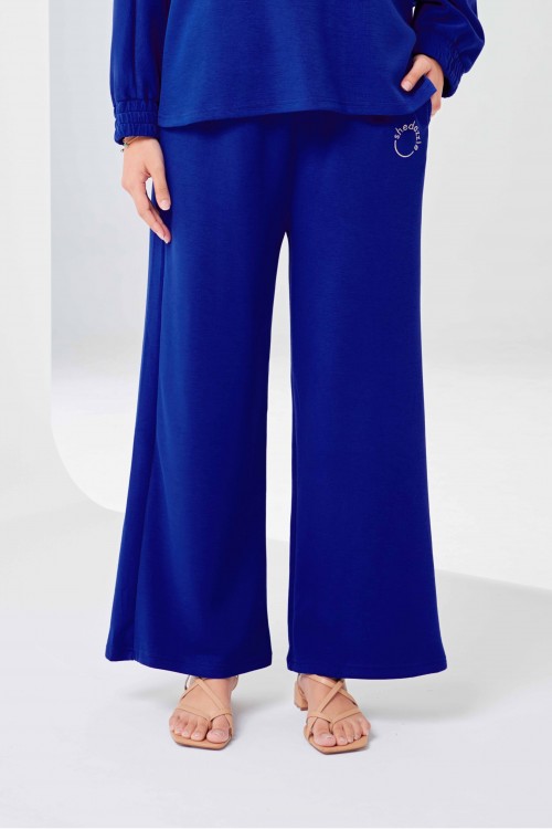Ae-Ra Set (Straight Cut) In Royal Blue