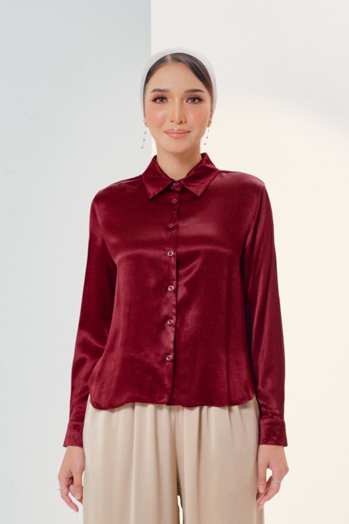 Ava Top In Wine Berry