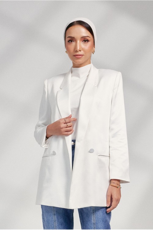 Quinn Blazer In Off White