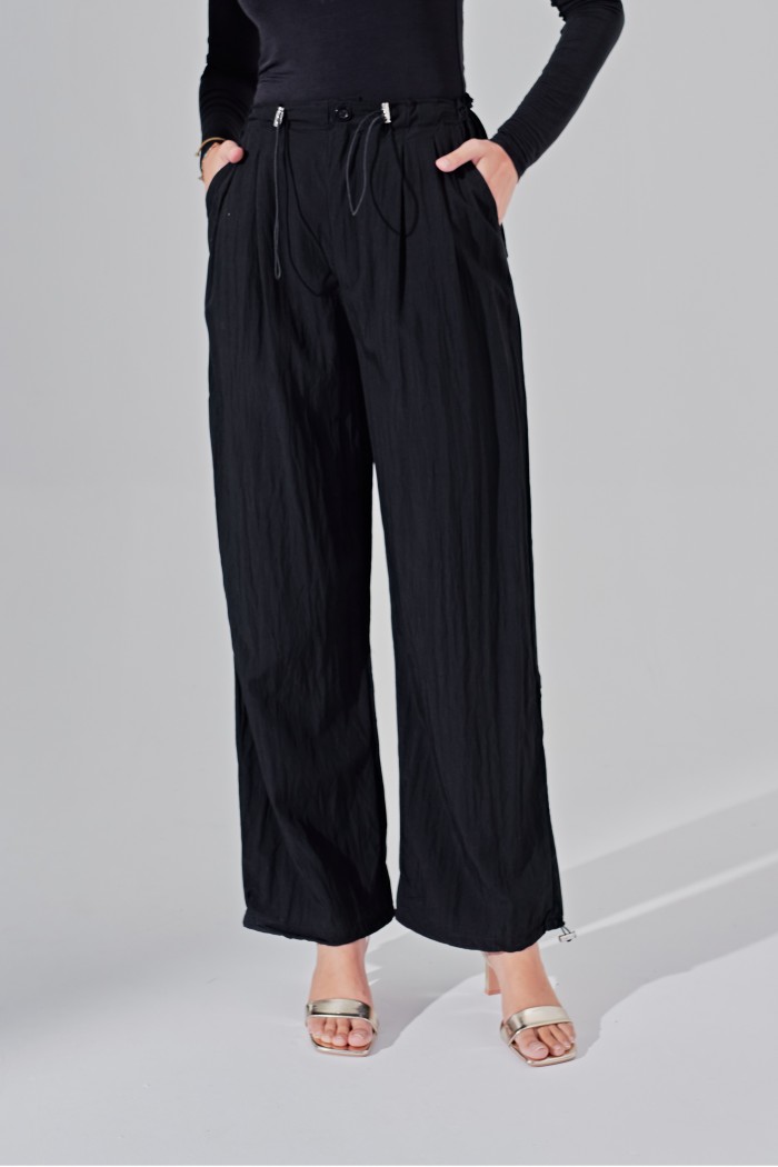 Kennie Pants In Black