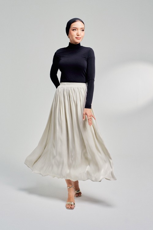 Liara Skirt In Taupe