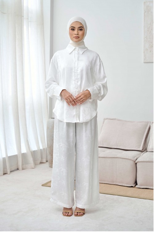 Liliana Set In Off White