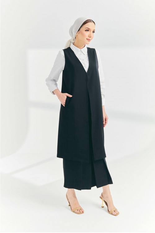Eudora Set In Black
