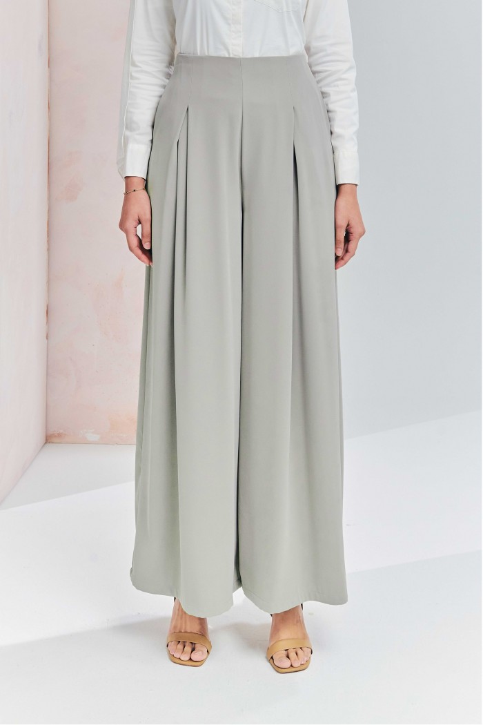 Averie Pants In Silk Grey