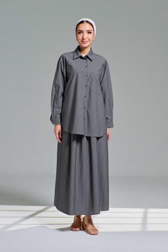 Kaela Set In Charcoal Gray