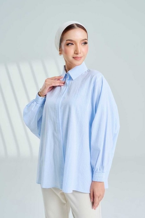 Charlee Top In Baby Blue