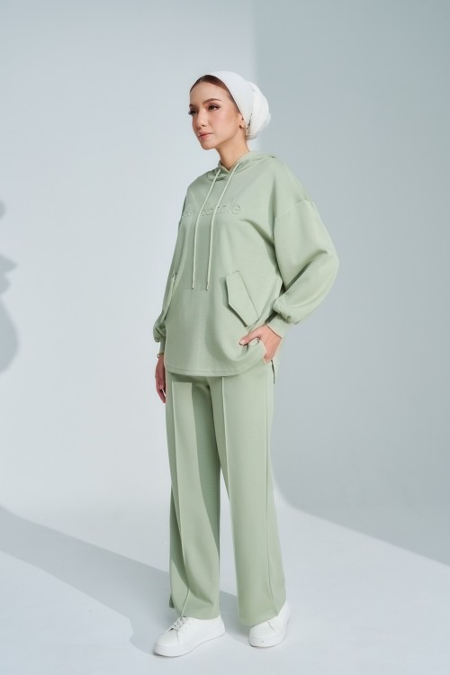 Ae-ri Pullover Hoodie Set In Sage Green