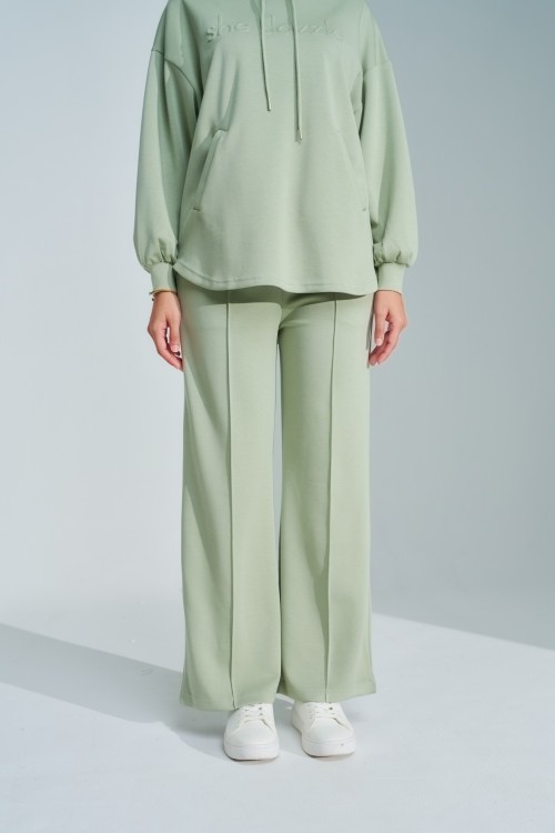 Ae-ri Pullover Hoodie Set In Sage Green