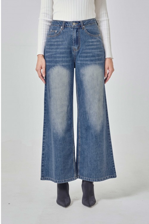 Gigi Denim Pants In Sandwash Blue