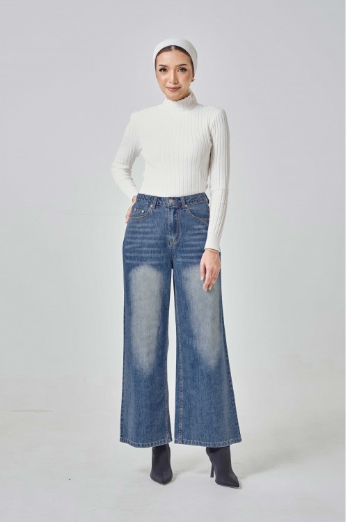 Gigi Denim Pants In Sandwash Blue