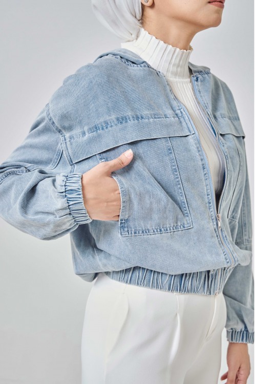 Kylie Denim Jacket In Light Blue