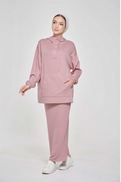 Youna Pullover With Skirt In Turkish Rose