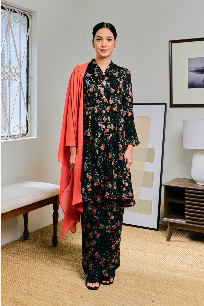 Salima In Langking (Black)
