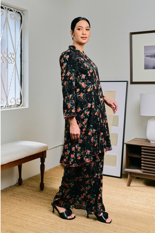 Salima In Langking (Black)