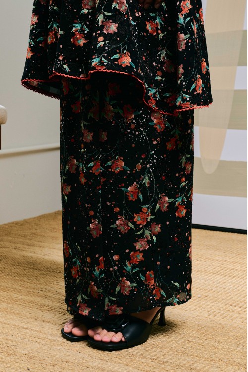 Salima In Langking (Black)