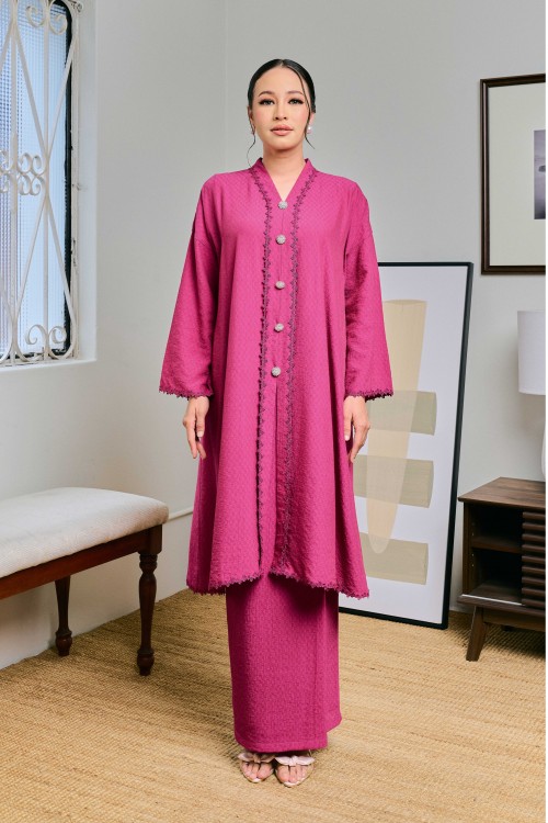 Kirana In Kalas (Hotpink)