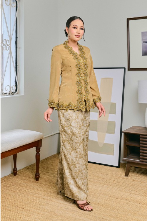 Ratu In Kencana (Golden Brown)