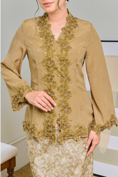 Ratu In Kencana (Golden Brown)