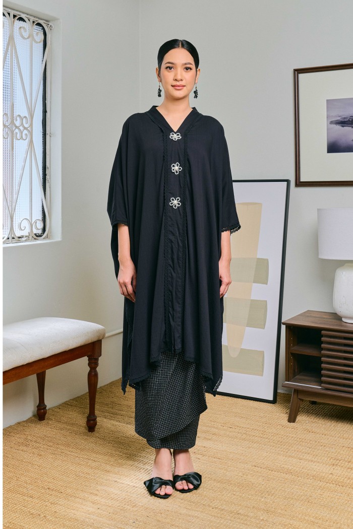 Purnama In Langking (Black)