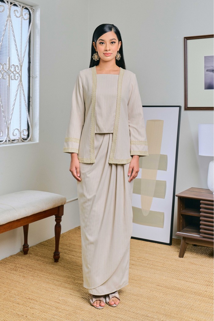 Jasmin In Gading (Tortilla Brown)