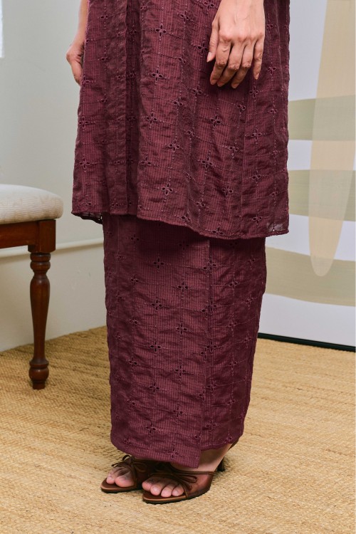 Chempaka In Dewangga (Mahogany)