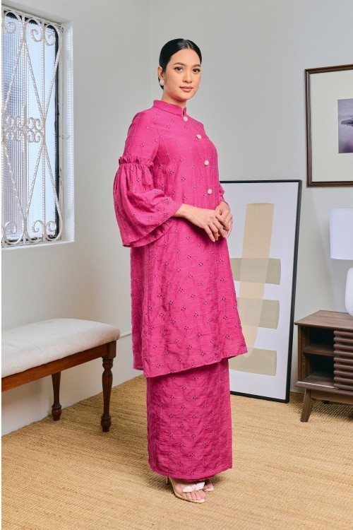 Chempaka In Kalas (Hotpink)