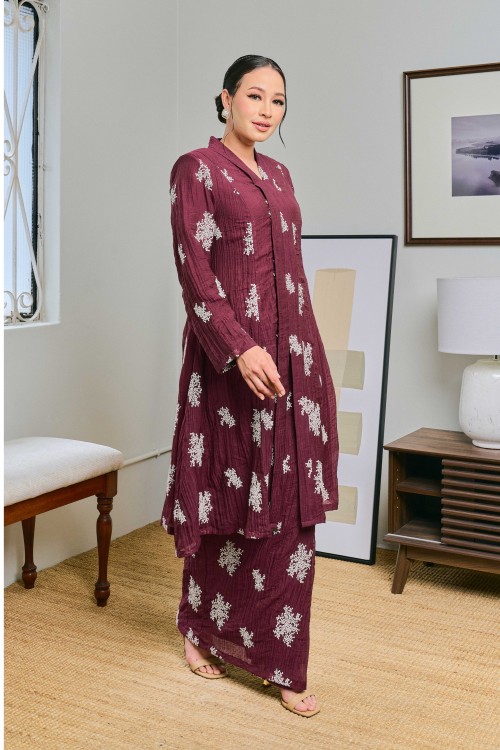 Delima In Dewangga (Burgundy)