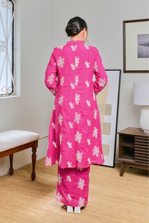 Delima In Kalas (Hotpink)