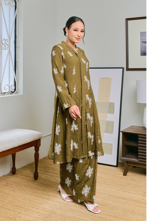 Delima In Zaitun (Olive)