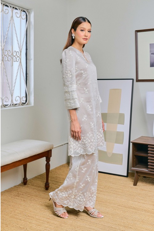 Indah In Berlian (Off White)