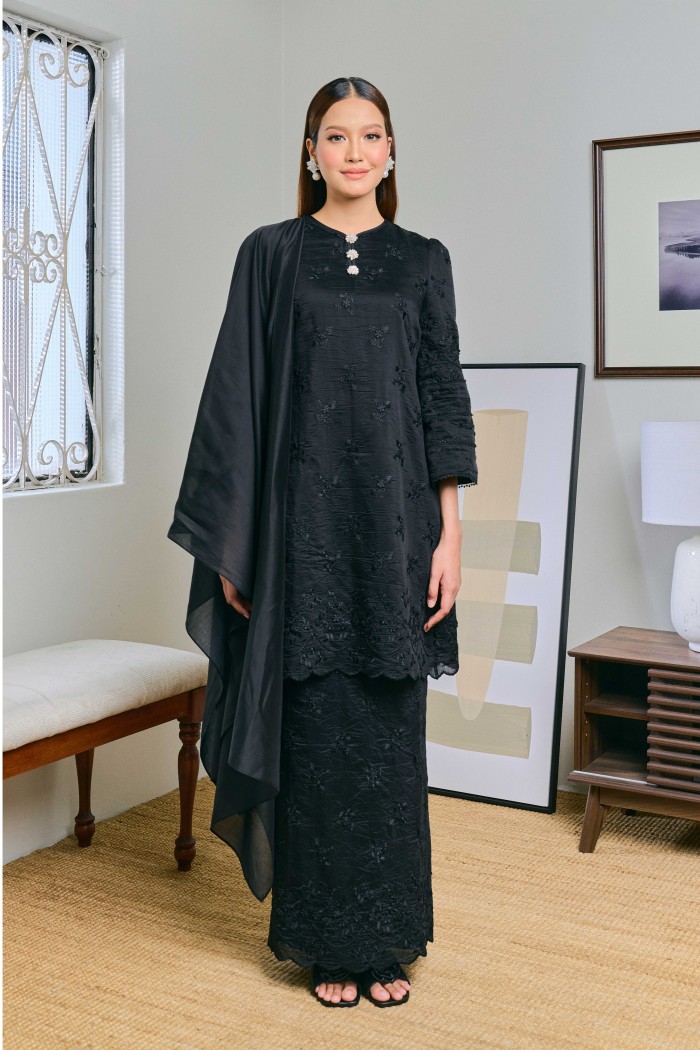 Indah In Langking (Black)
