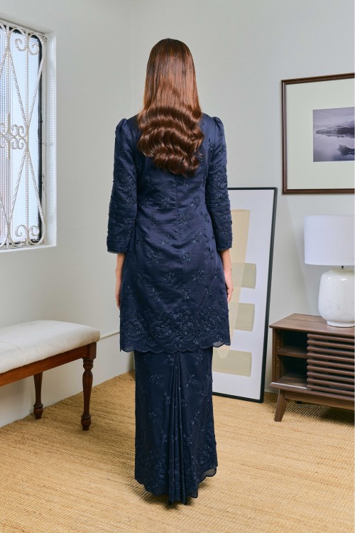Indah In Nilakandi (Navy Blue)