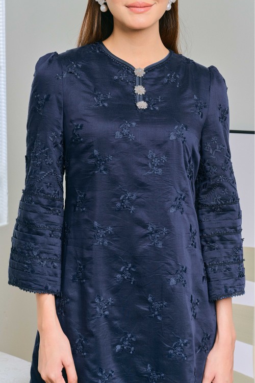 Indah In Nilakandi (Navy Blue)