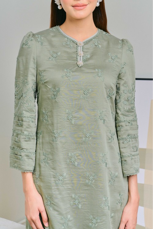 Indah In Salju (Sage Green)