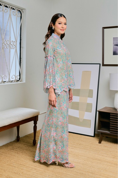 Chinta In Salju (Sage Green)