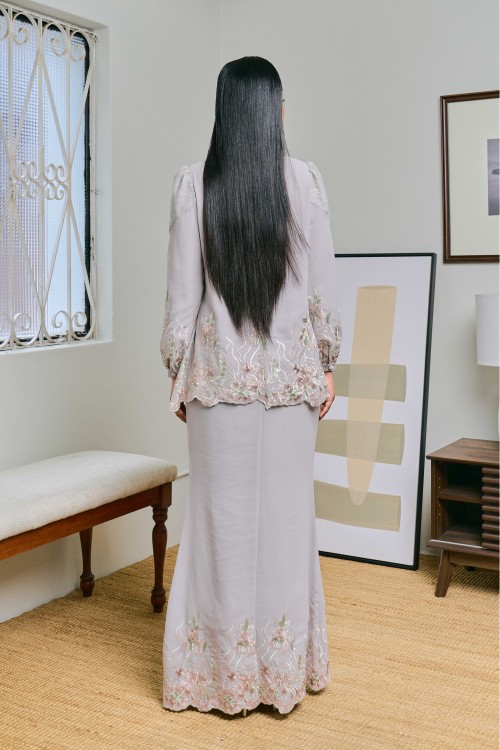 Kurnia In Galuh (Soft Grey)