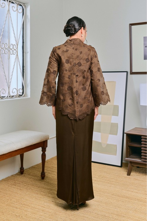 Jelita In Cengkih (Dark Brown)