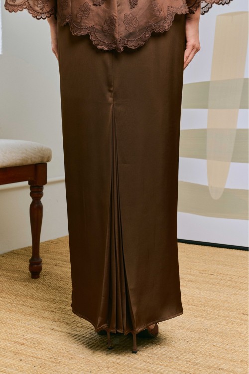 Jelita In Cengkih (Dark Brown)