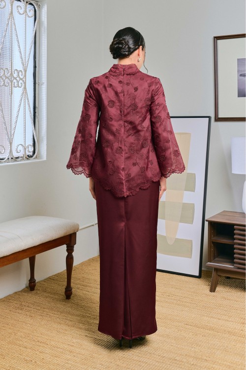 Jelita In Dewangga (Dark Maroon)
