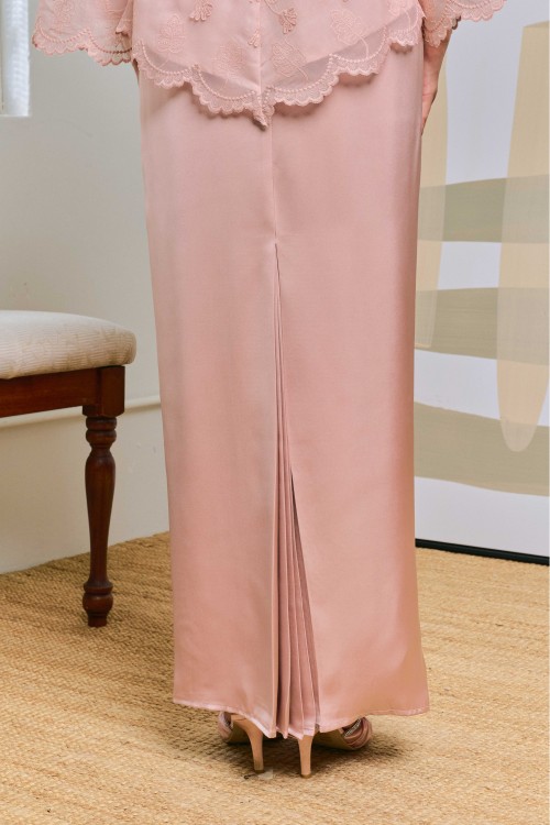 Jelita In Sakura (Peachy Pink)