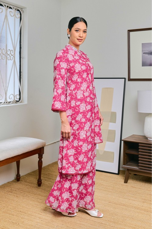 Seroja In Kalas (Hotpink)
