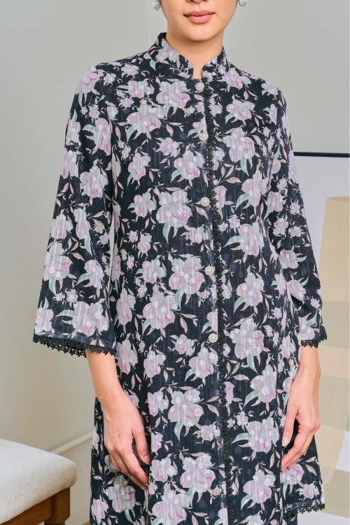 Seroja In Langking (Black)